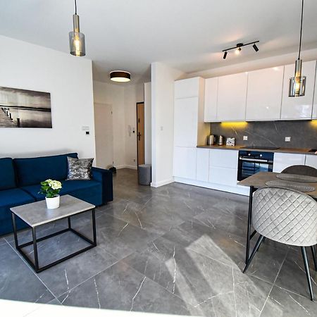 Apartament Villa Park Przy Plazy Z Widokiem Na Jezioro, Taras 50 M2 Ostroda Luaran gambar