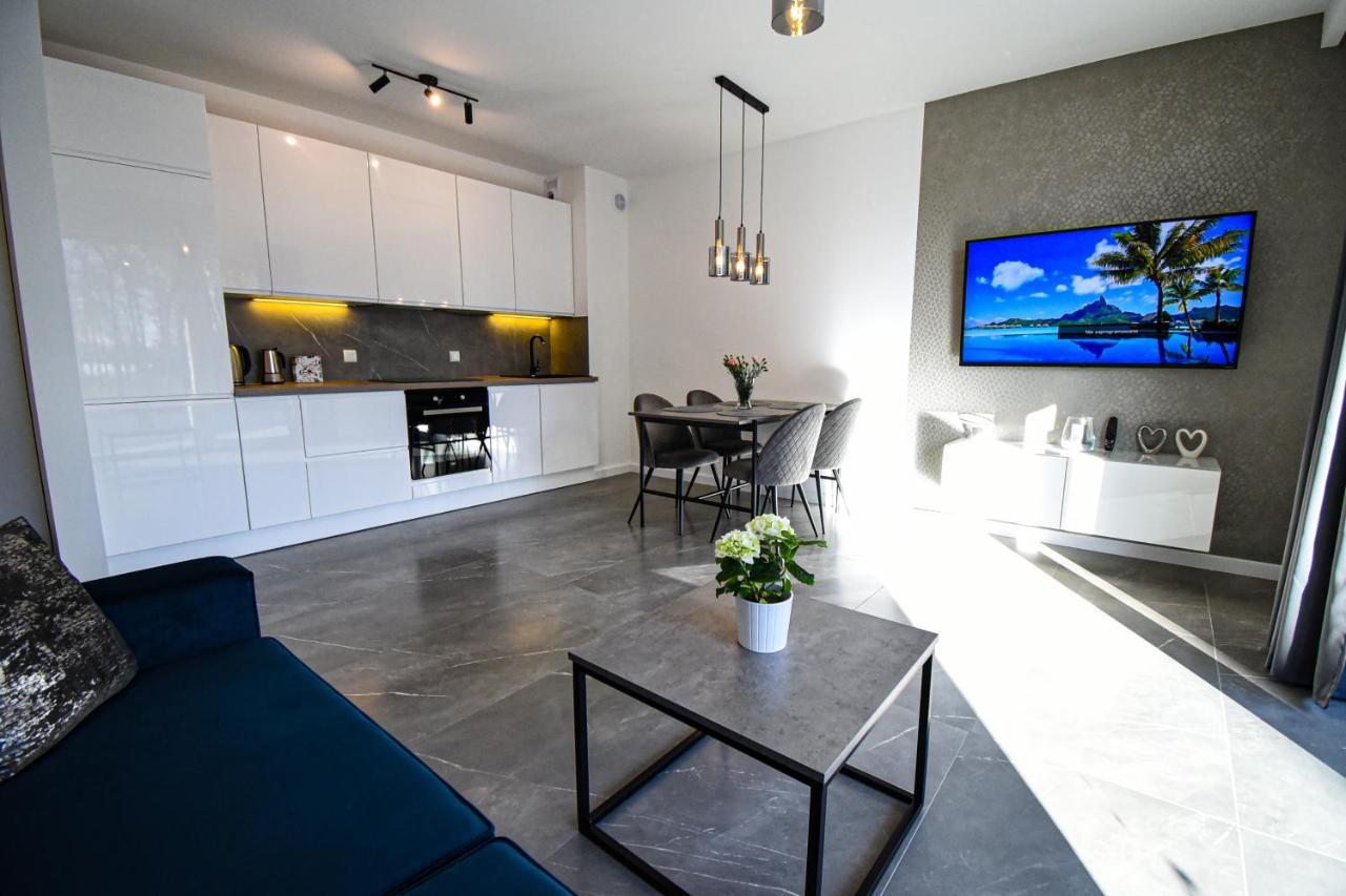 Apartament Villa Park Przy Plazy Z Widokiem Na Jezioro, Taras 50 M2 Ostroda Luaran gambar