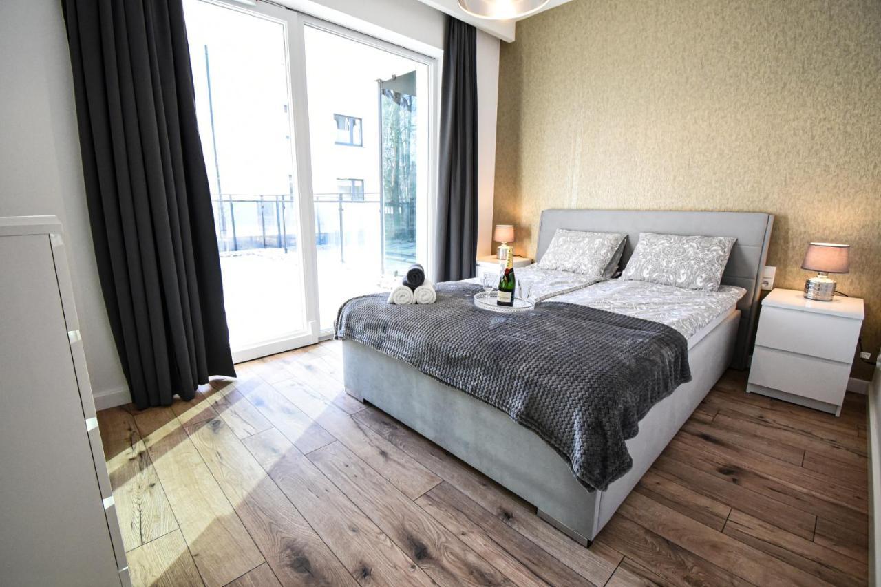 Apartament Villa Park Przy Plazy Z Widokiem Na Jezioro, Taras 50 M2 Ostroda Luaran gambar