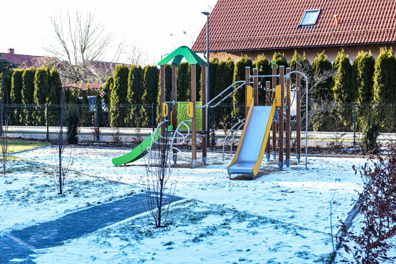 Apartament Villa Park Przy Plazy Z Widokiem Na Jezioro, Taras 50 M2 Ostroda Luaran gambar